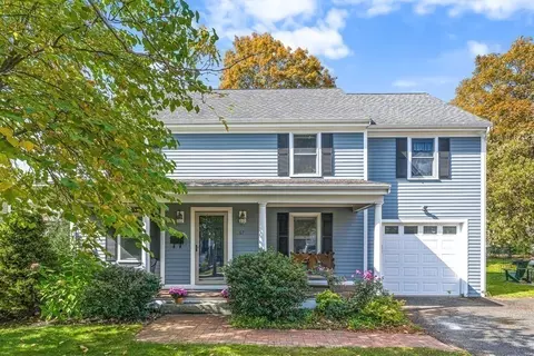 67 Holland St, Winchester, MA 01890