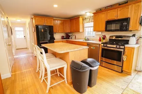 19 Briarwood Dr, Wareham, MA 02571 photo 8