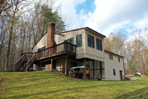 369 S Shelburne Rd, Shelburne, MA 01370