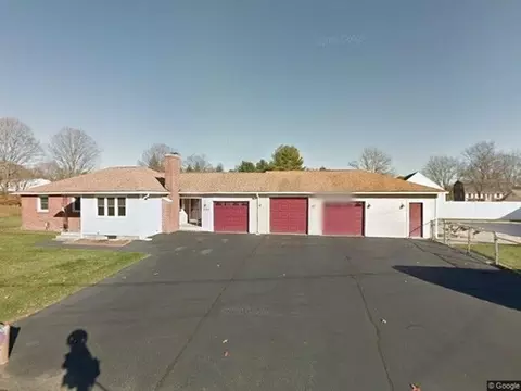 206 Colemore St, Agawam, MA 01030