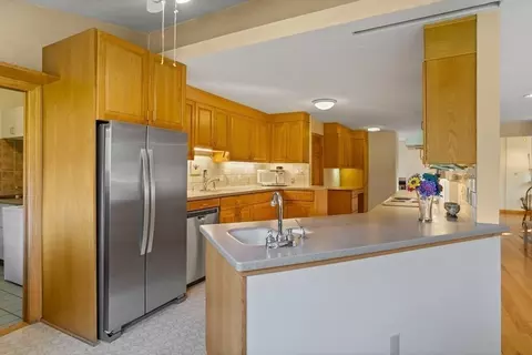 115 S Meadow Rd, Lancaster, MA 01523 photo 16