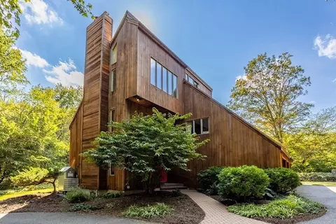 115 S Meadow Rd, Lancaster, MA 01523