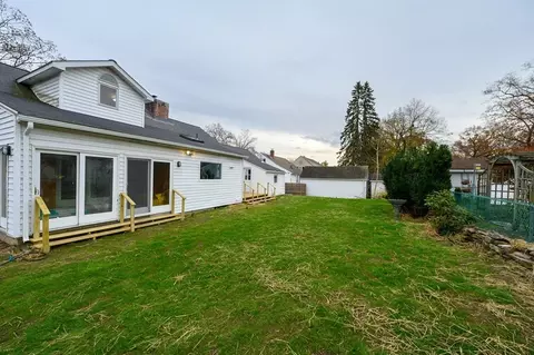 66 Lancaster St, Springfield, MA 01118 photo 26