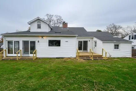 66 Lancaster St, Springfield, MA 01118 photo 27