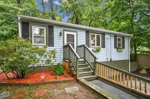 337 Webster St # -R, Rockland, MA 02370