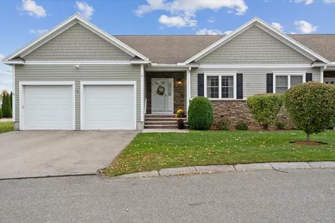 2 Village Ln #2, Methuen, MA 01844