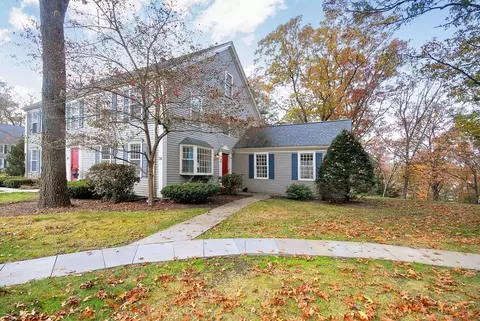 34 Center Village Dr #34, Concord, MA 01742