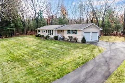 5 Glenn Dr, South Hadley, MA 01075