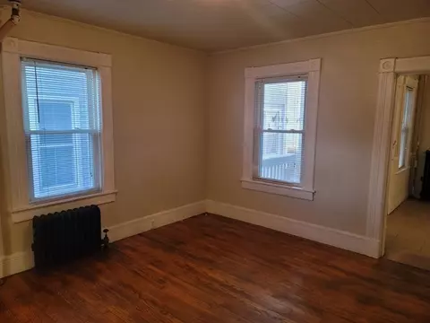 84-86 Morris St, Springfield, MA 01105 photo 3