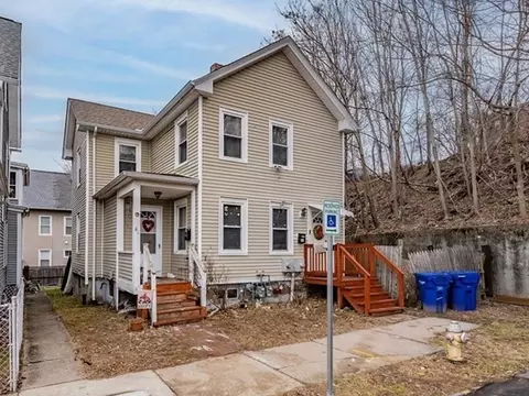 84-86 Morris St, Springfield, MA 01105