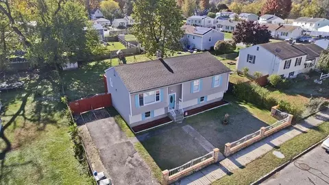 47 Laurel, Springfield, MA 01107