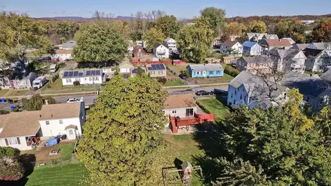47 Laurel, Springfield, MA 01107 photo 9