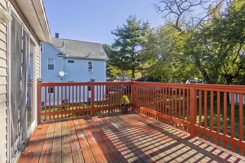 47 Laurel, Springfield, MA 01107 photo 31