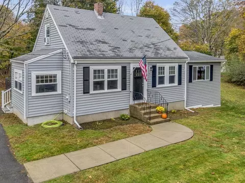 14 Mt Vernon St, Middleton, MA 01949