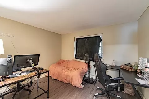 4 Maple Crest Cir #E, Holyoke, MA 01040 photo 11