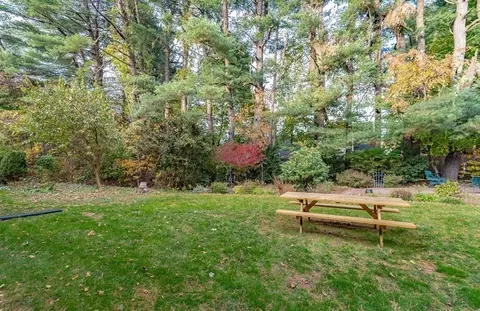 4 Maple Crest Cir #E, Holyoke, MA 01040 photo 19