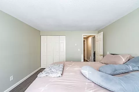 4 Maple Crest Cir #E, Holyoke, MA 01040 photo 15