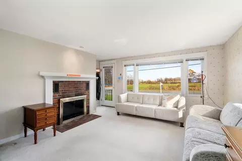 122 Uxbridge Rd, Sutton, MA 01590 photo 3