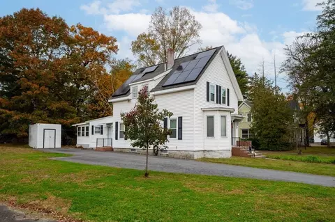 1513 Gorham St, Lowell, MA 01852