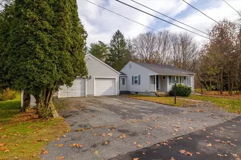 131 Saint Louis St, Worcester, MA 01607 photo 2