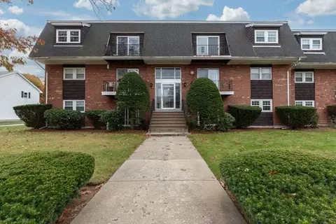23 Pilgrim Cir #A, Methuen, MA 01844