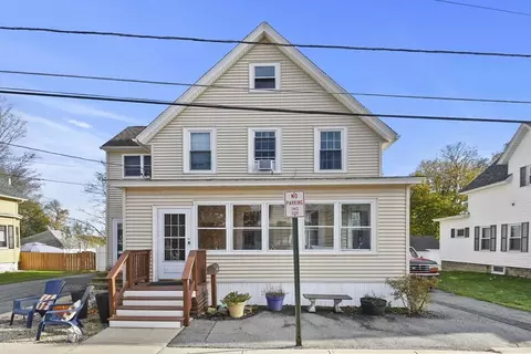 28 Haynes Ct, Leominster, MA 01453