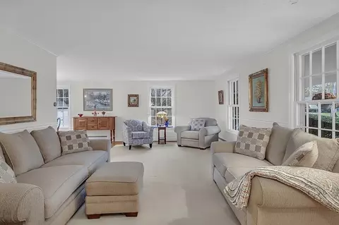 3 Seneca Dr, Danvers, MA 01923 photo 4