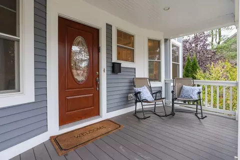 969 Greendale Ave, Needham, MA 02492 photo 2