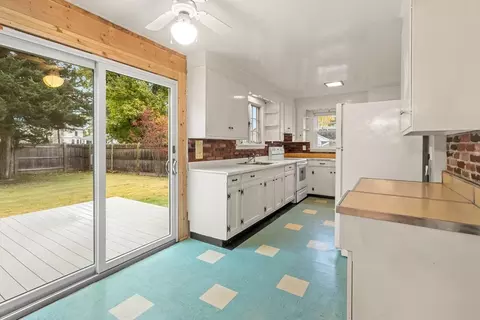 3 Cunningham Rd, Gloucester, MA 01930 photo 14
