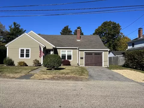3 Cunningham Rd, Gloucester, MA 01930