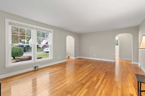 3 Cunningham Rd, Gloucester, MA 01930 photo 6