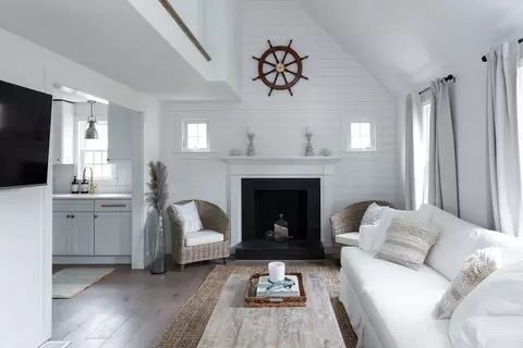 50 Lake Rd, Yarmouth, MA 02673