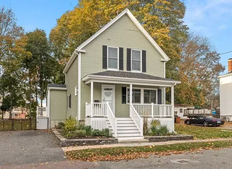 14 James St, Peabody, MA 01960