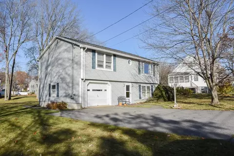 43 Russell St, Methuen, MA 01844