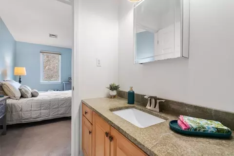 64 Maple St UNIT B, Canton, MA 02021 photo 15