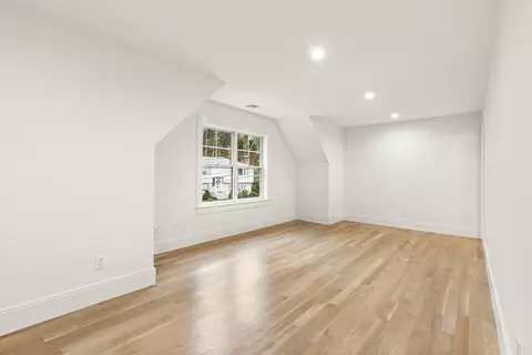 103 Aletha Rd, Needham, MA 02492 photo 24