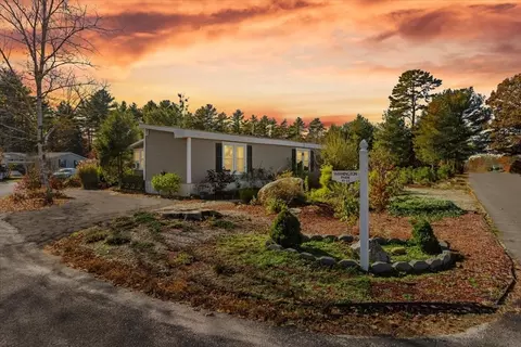 40 Washington Park, Carver, MA 02330