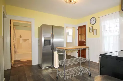 44 Ludlow St, Worcester, MA 01603 photo 9