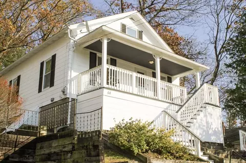 44 Ludlow St, Worcester, MA 01603