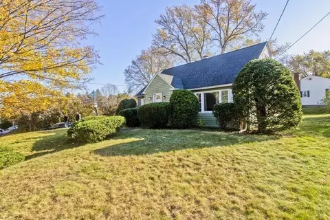 13 Mount View Ave, Auburn, MA 01501