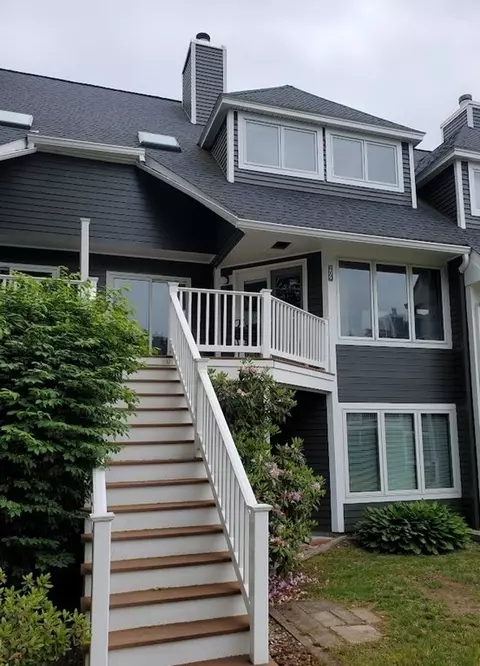 209 Beacon Park #209, Webster, MA 01570