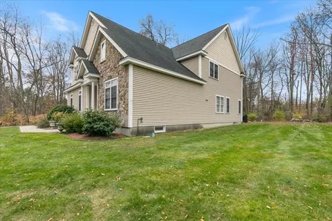 7 Pine Tree Dr, Methuen, MA 01844 photo 40