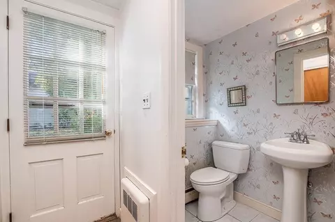 7 Scott Cir, Dedham, MA 02026 photo 21