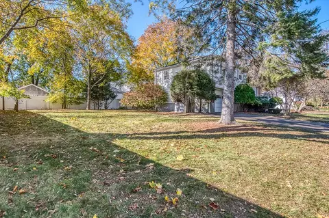 7 Scott Cir, Dedham, MA 02026 photo 23