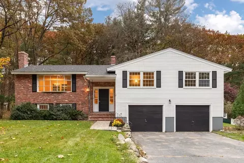 4 Laredo Dr, Chelmsford, MA 01824