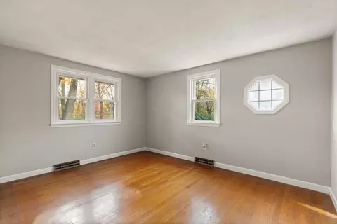 71 Circle Dr, Framingham, MA 01702 photo 18