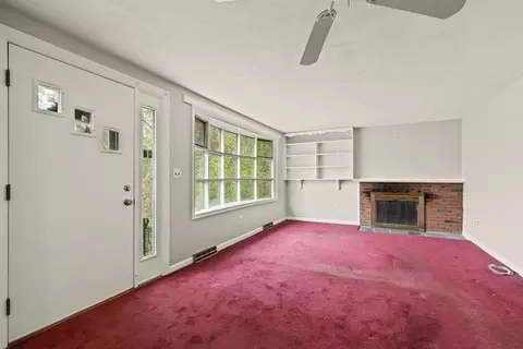 71 Circle Dr, Framingham, MA 01702 photo 9