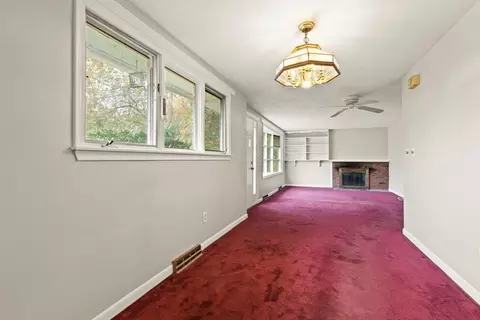 71 Circle Dr, Framingham, MA 01702 photo 11