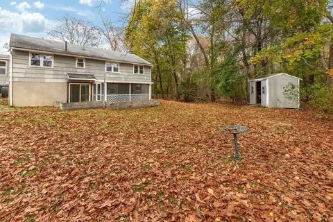 71 Circle Dr, Framingham, MA 01702 photo 31