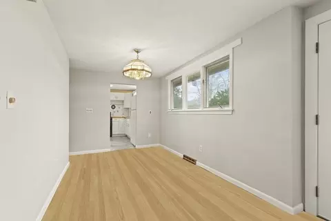 71 Circle Dr, Framingham, MA 01702 photo 7